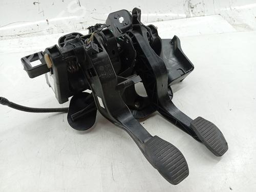 BP27549080O1 main image