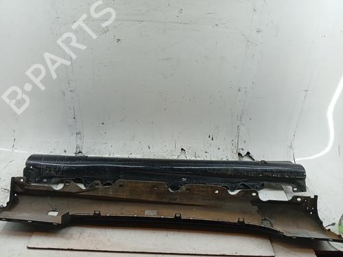 Højre sidekjole Højre sidekjole MERCEDES-BENZ SL (R230) [2001-2012] 27697018 27697018
