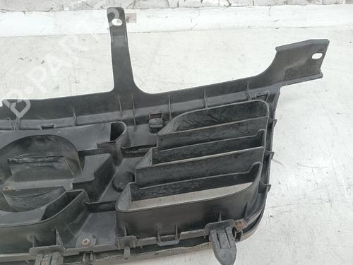 Grille NISSAN X-TRAIL I (T30) 2.5 4x4 | BP27701354C40