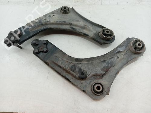 Used Right front suspension arm RENAULT LAGUNA III (BT0/1) [2007-2015]  27803258