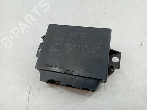 Used Electronic module RENAULT MASTER II Van (FD) [1997-2013]  31253927