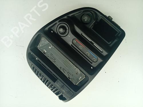 Dashboard CITROËN SAXO Hatchback van (S3_) 1.5 D 9617647177