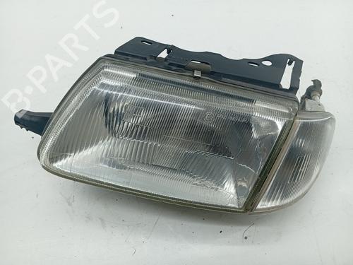 Left headlight CITROËN SAXO Hatchback van (S3_) 1.5 D 88201760