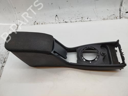 Used Armrest / Center console RENAULT MEGANE II Estate (KM0/1_) 1.5 dCi (KM16, KM1E) (106 hp) 31253945