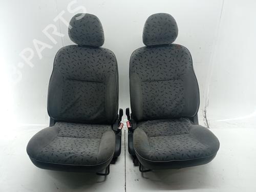 Right front seat CITROËN SAXO Hatchback van (S3_) 1.5 D Necessitam limpeza