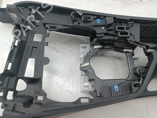 Armrest / Center console BMW 3 (F30, F80) 318 d | BP31253956I20