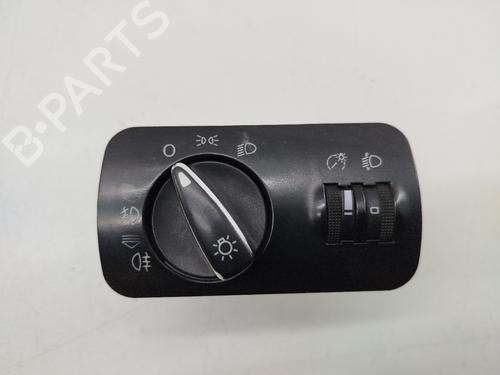 Commande de phare SEAT CORDOBA (6K2) 1.4 (60 hp) 28116137