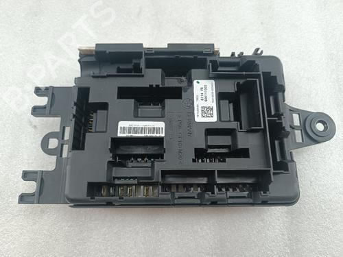 Used Fuse box BMW 3 (F30, F80) 318 d (143 hp) 28130339