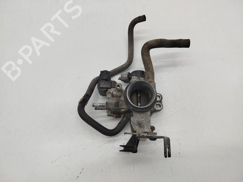 Used Throttle body TOYOTA YARIS (_P1_) 1.0 (SCP10_, SCP10R) (68 hp) 28130340