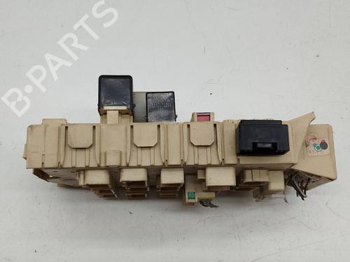 Fuse box TOYOTA YARIS (_P1_) 1.0 (SCP10_, SCP10R) | BP28133397E1 