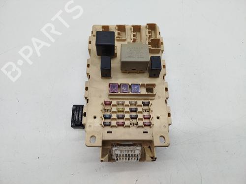 Sikringsdose TOYOTA YARIS (_P1_) 1.0 (SCP10_, SCP10R) (68 hp) 28133397