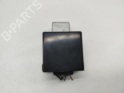 Used Electronic module TOYOTA YARIS (_P1_) 1.0 (SCP10_, SCP10R) (68 hp) 28133413