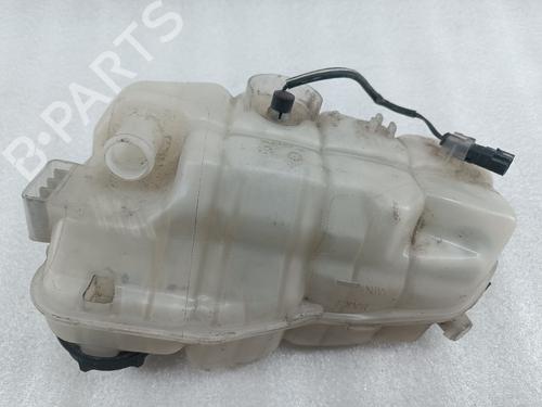 other-volvo-v40-hatchback-525-2012-2013-2014-2015-2016-2017-2018-2019-28172883 main image