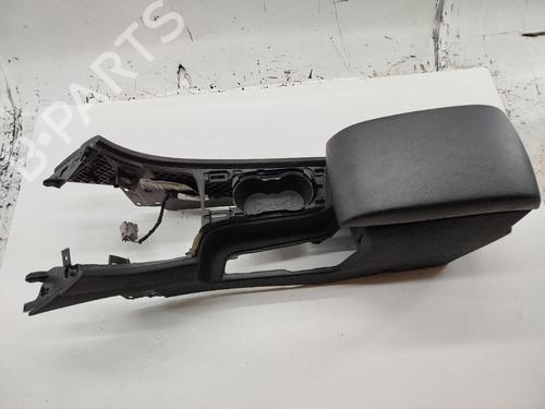 Used Armrest / Center console FORD MONDEO IV (BA7) 1.8 TDCi (125 hp) 31253983