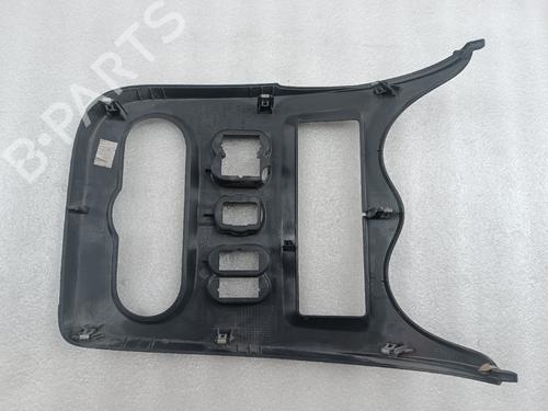 BP28189402O1 main image