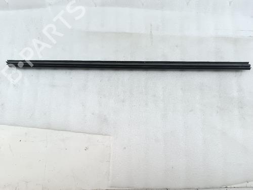 Højre fortil invendig håndtag Højre fortil invendig håndtag VW POLO V (6R1, 6C1) 1.4 GTI (180 hp) 28520039 28520039