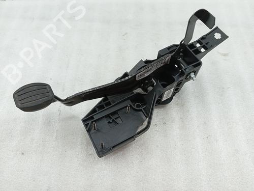 Used Pedal PEUGEOT 3008 II SUV (MC_, MR_, MJ_, M4_) 1.5 BlueHDi 130 (131 hp) 28524309