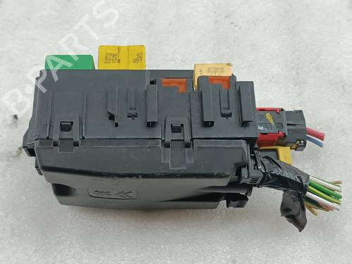 Zekeringkast PEUGEOT 5008 II (MC_, MJ_, MR_, M4_)  | BP28524316E1 