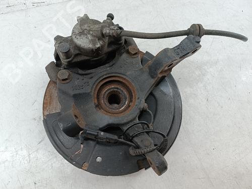 Achsschenkel rechts vorne für RENAULT CLIO V (B7_) 1.0 TCe 100 (B7MT) (101 hp) 28731433