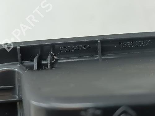 Right rear window switch PEUGEOT 308 SW II (LC_, LJ_, LR_, LX_, L4_) 1.5 BlueHDi 100 | BP28812930I28 