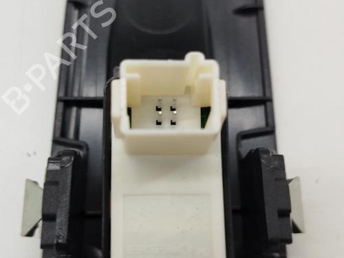 Right rear window switch PEUGEOT 5008 II (MC_, MJ_, MR_, M4_) 1.5 BlueHDi 130 (MCYHZJ, MCYHZR, MCYHZX) | BP28819656I28 