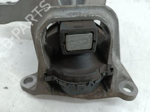 Engine mount RENAULT MEGANE III Hatchback (BZ0/1_, B3_) | BP29068180M89
