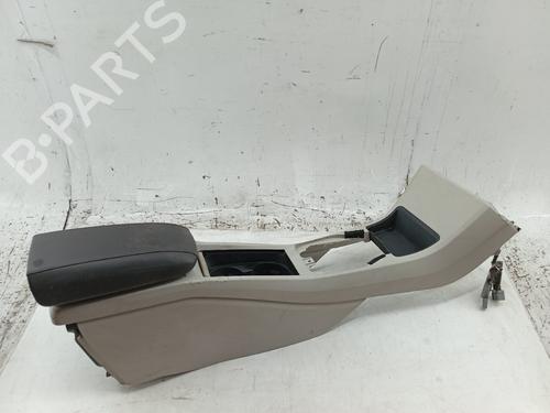 Armrest / Center console VOLVO V40 Hatchback (525) | BP31254039I20