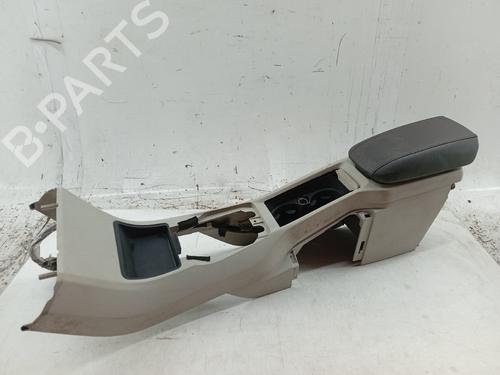Armrest / Center console VOLVO V40 Hatchback (525) | BP31254039I20