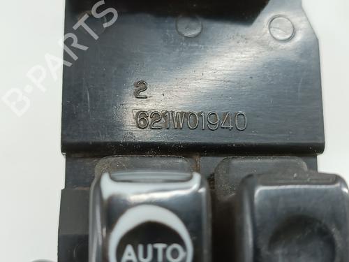 Left front window switch HYUNDAI H-1 / STAREX Bus (A1) 2.5 TD 4WD | BP29180283I27 