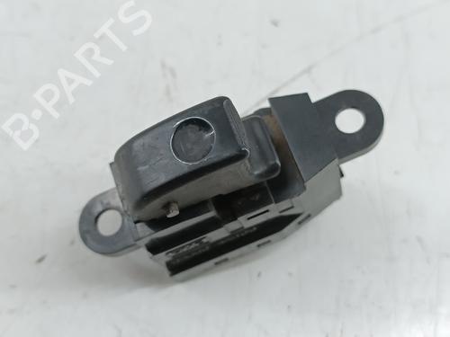 Right front window switch HYUNDAI H-1 / STAREX Bus (A1) 2.5 TD 4WD | BP29180288I26 