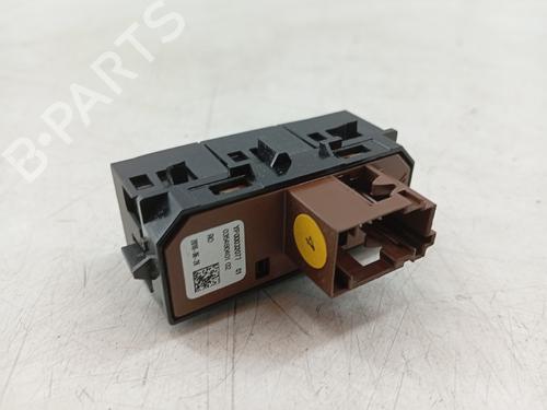 Used Switch OPEL CROSSLAND X / CROSSLAND (P17, P2QO) 1.5 Turbo D (75) (102 hp) 29191102