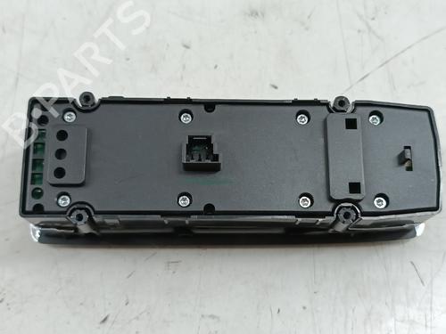 Used Left front window switch MERCEDES-BENZ C-CLASS (W204) [2007-2015]  29309584