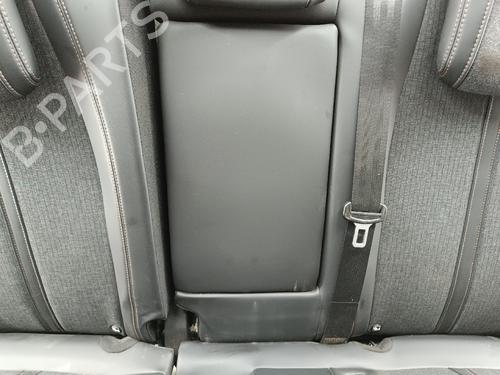 Right front seat PEUGEOT 3008 II SUV (MC_, MR_, MJ_, M4_) 1.5 BlueHDi 130 | BP29356174C16