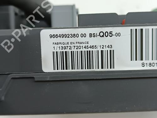 Fuse box CITROËN DS5 2.0 HDi 200 Hybrid4 All-wheel Drive | BP29401610E1