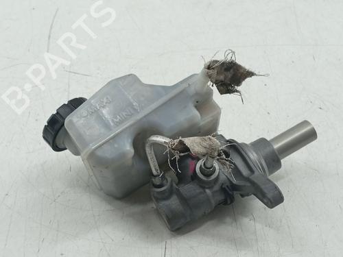 Brake master cylinder SMART FORFOUR Hatchback (453) 1.0 (453.042, 453.043) | BP29447832M77