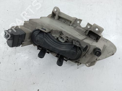 Used Right headlight RENAULT ESPACE III (JE0_) [1996-2002]  29453648