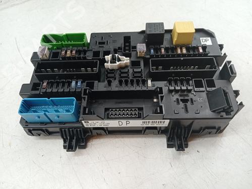 Boîte à Fusibles OPEL ASTRA H GTC (A04) 1.7 CDTi (L08) (101 hp) 29480095