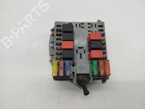 Boîte à Fusibles FIAT PUNTO (188_) 1.2 16V 80 (188.233, .235, .253, .255, .333, .353, .639,... | BP29635352E1 