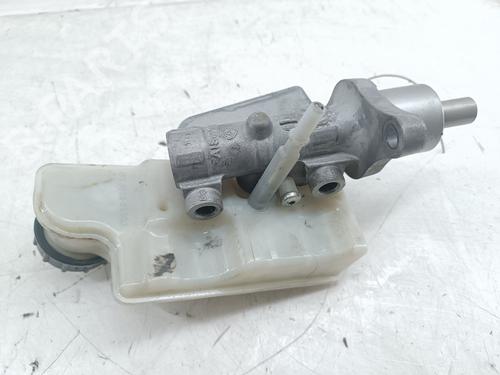 Brake master cylinder VOLVO C30 (533)  | BP29811883M77 