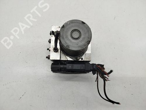 Used ABS pump RENAULT GRAND SCÉNIC II (JM0/1_) 1.6 (113 hp) 29828955