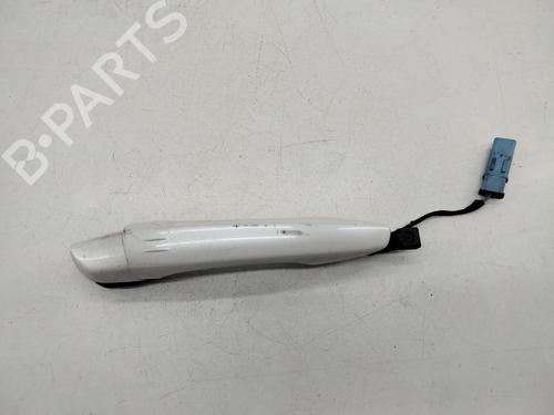 Used Front right exterior door handle PEUGEOT 3008 II SUV (MC_, MR_, MJ_, M4_) 1.2 THP/ PureTech 130 (MRHNSM, MRHNSU, MRHNSJ, MRHNYW,... (131 hp) 29860490