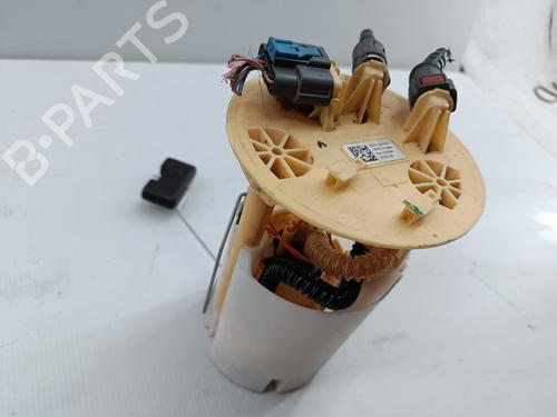 Used Fuel pump RENAULT MEGANE IV Grandtour (K9A/M/N_) 1.5 Blue dCi 115 (K9A6) (116 hp) 29867655