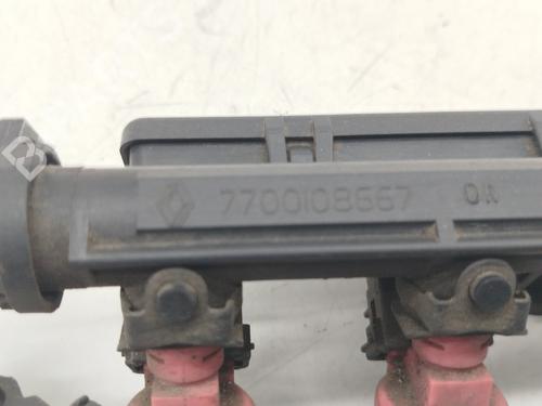 Injection rail RENAULT CLIO II (BB_, CB_) 1.2 16V (BB05, BB0W, BB11, BB27, BB2T, BB2U, BB2V, CB05,... | BP29916217M98 