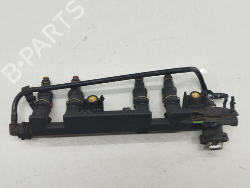 Injection rail RENAULT CLIO II (BB_, CB_) 1.2 16V (BB05, BB0W, BB11, BB27, BB2T, BB2U, BB2V, CB05,... | BP29916217M98 