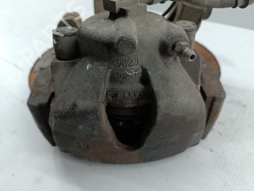 Left front steering knuckle OPEL ASTRA H Estate (A04) 1.4 (L35) | BP29921496M25