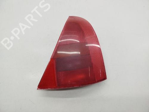 Feu arrière droit RENAULT CLIO II (BB_, CB_) 1.2 16V (BB05, BB0W, BB11, BB27, BB2T, BB2U, BB2V, CB05,... (75 hp) 29938772