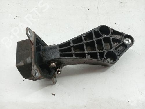 Used Engine mount OPEL CORSA B (S93) 1.4 i 16V (F08, F68, M68) (90 hp) 29938785