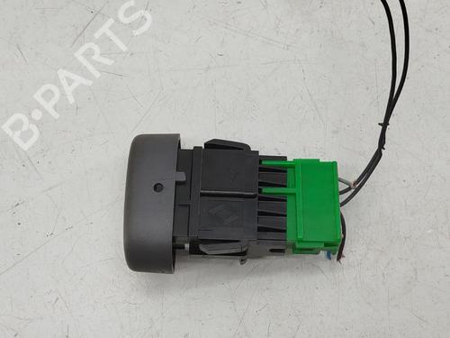 Dashboard RENAULT CLIO II (BB_, CB_) 1.2 16V (BB05, BB0W, BB11, BB27, BB2T, BB2U, BB2V, CB05,... | BP29938787C46
