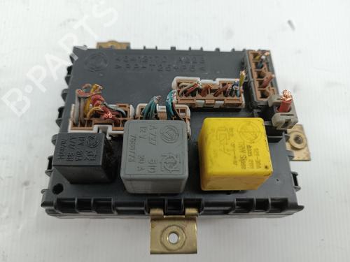 Sikringsdåse FIAT PUNTO (176_) 55 1.1 (54 hp) 29945056