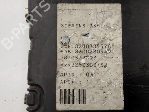 Fuse box RENAULT MEGANE II (BM0/1_, CM0/1_) 1.5 dCi (BM0F, BM0T, BM2B, CM0F, CM0T) | BP29957684E1